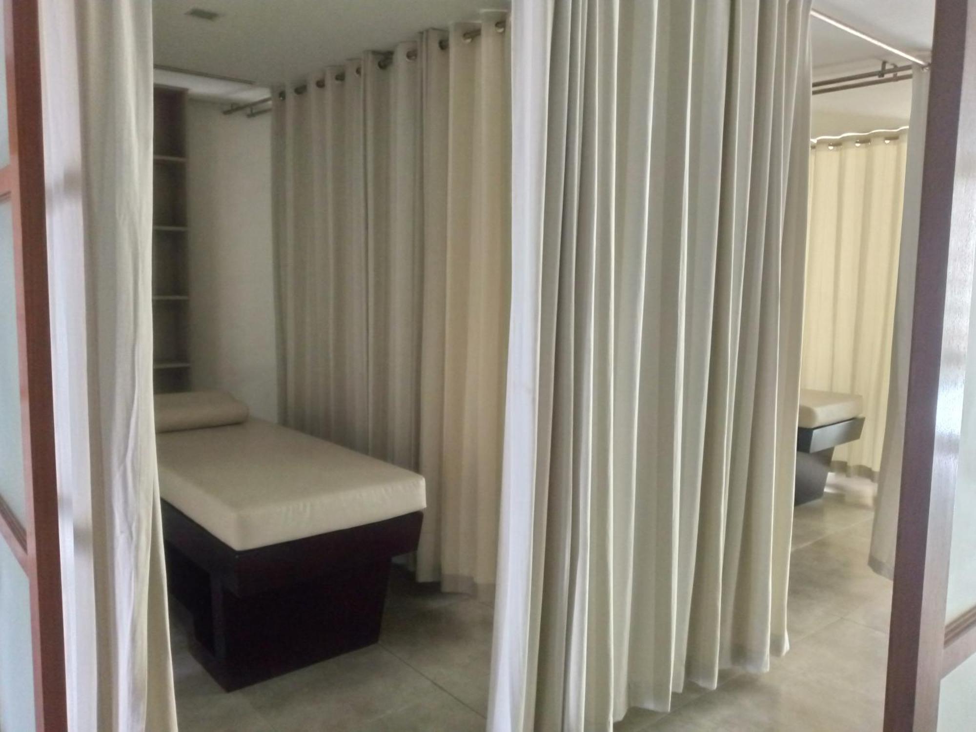 Mactan Newtown 8 Boulevard Deluxe Punta Engano  Luaran gambar