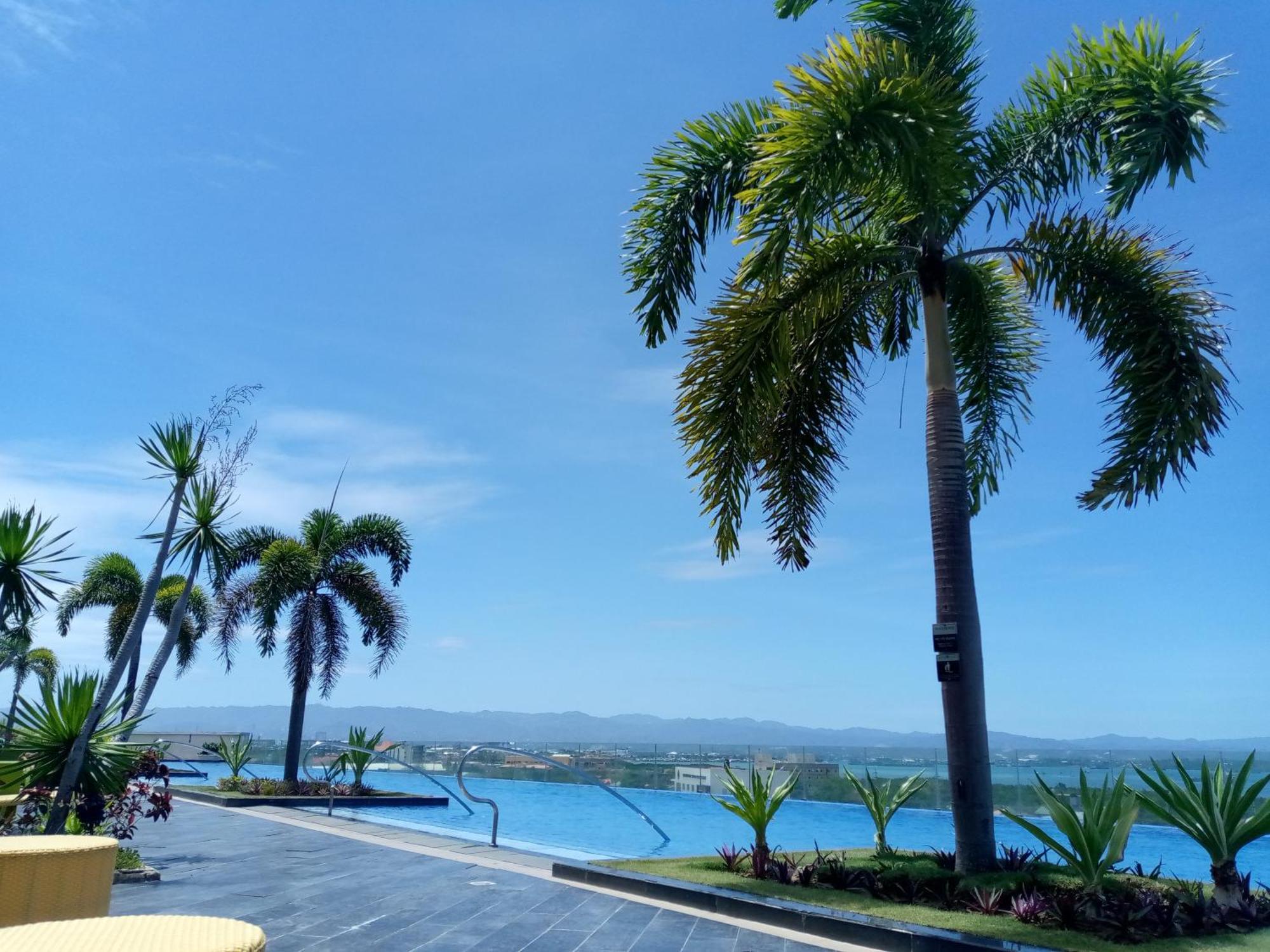 Mactan Newtown 8 Boulevard Deluxe Punta Engano  Luaran gambar