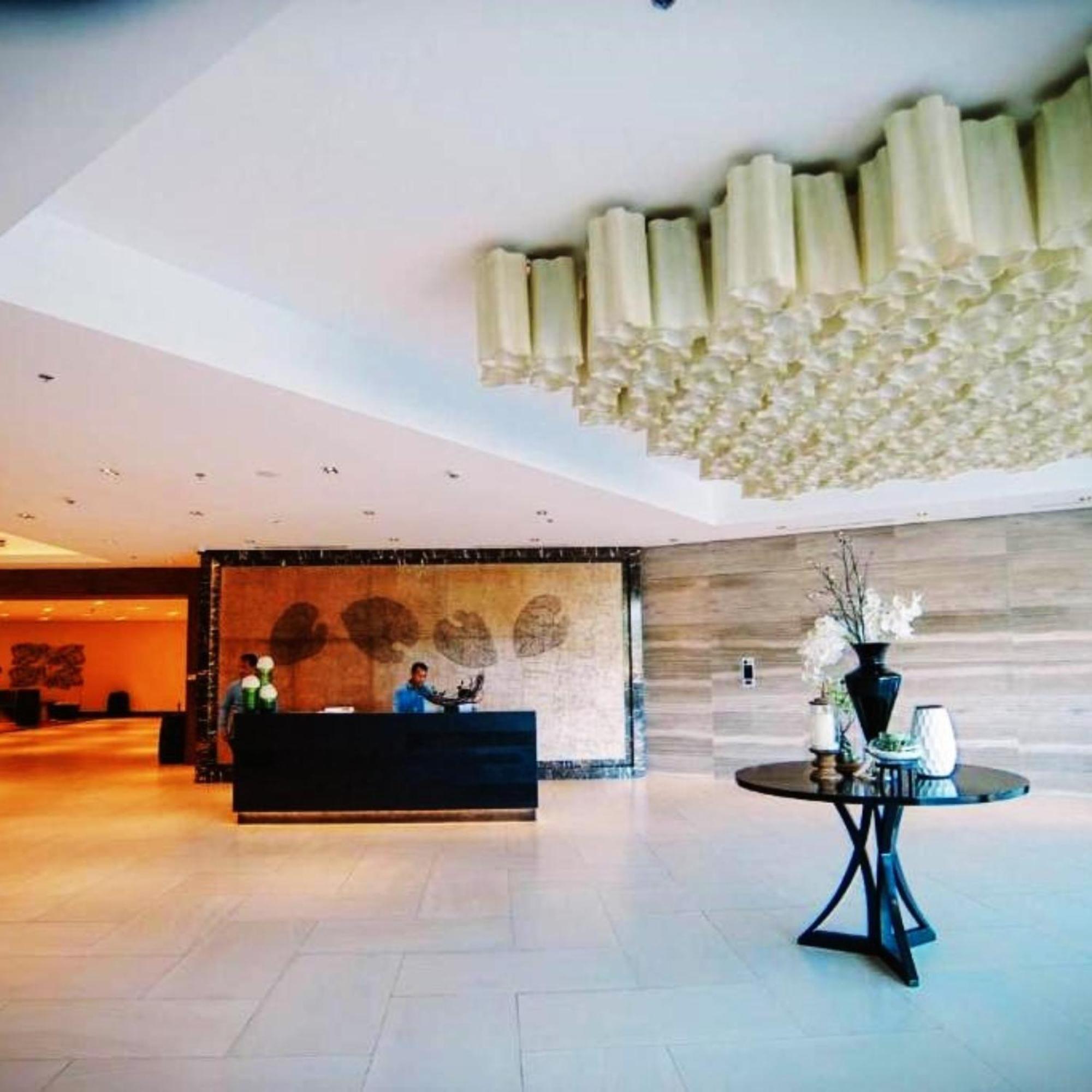 Mactan Newtown 8 Boulevard Deluxe Punta Engano  Luaran gambar